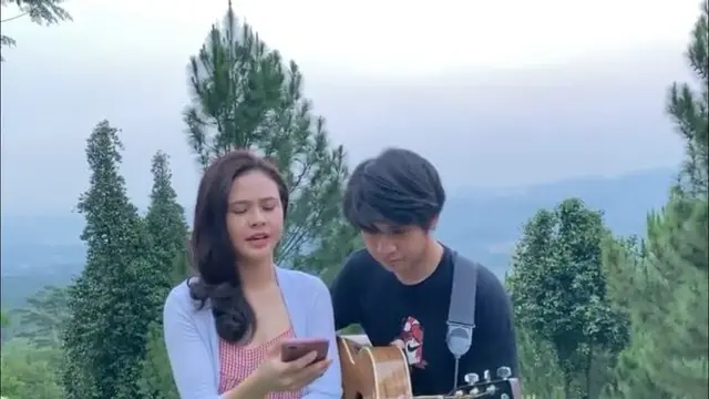 Arbani Yasiz dan Maizura