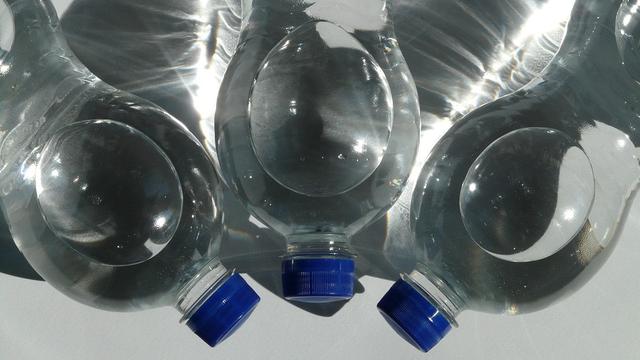 Bahaya Menggunakan Botol Air Mineral Secara Berulang