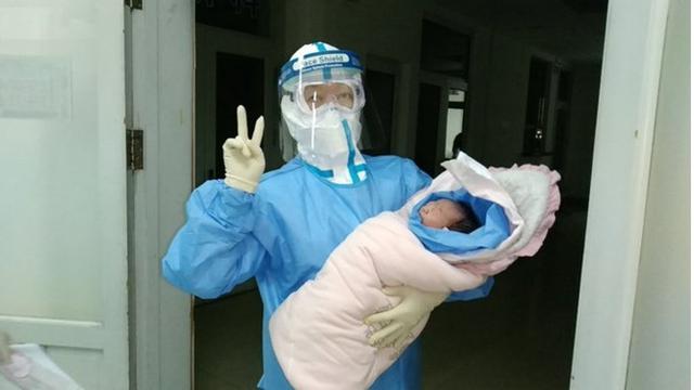 Jadi Pasien termuda,Bayi Ini Positif Terkena Virus Corona Setelah 30 Jam Dilahirkan