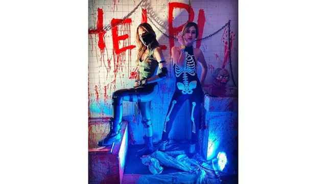 Jauh Dari Seram, Ini 6 Gaya Nia Ramadhani Saat Haloween Party