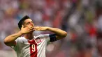 Striker Polandia, Robert Lewandowski memimpin klasemen pencetak gol terbanyak pada kualifikasi Piala Eropa 2016 dengan total 13 gol dalam 10 pertandingan. (AFP Photo/Andy Buchanan)