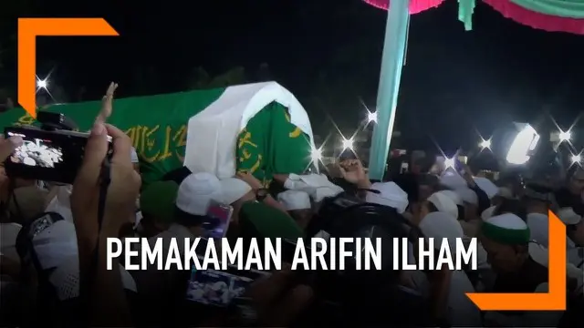 Jenazah Ustaz Muhammad Arifin Ilham dimakamkan di kompleks Pesantren Azzikra di Gunung Sindur, Kabupaten Bogor, Jawa Barat. Ribuan orang mengantar pemakamannya.