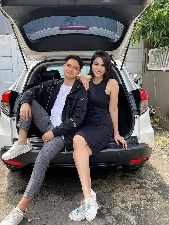6 Potret Terbaru DJ Katty Butterfly dengan Rambut Sebahu, Bak ABG