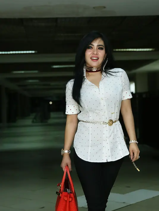 Penyanyi kelahiran Bogor 34 tahun silam itu, bahwa penampilannya pada malam puncak HUT SCTV tersebut sangat spesial bagi dirinya. Bahkan didukung dengan teknologi khusus pada penampilannya membawakan lagu Dream Big. (Galih W. Satria/Bintang.com)