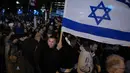 Beberapa pasukan polisi telah meningkatkan kehadiran mereka di masjid-masjid dan sinagoga sebagai akibat dari kekerasan Israel dan Palestina. Ini merupakan hal yang biasa terjadi sebagai respons terhadap peristiwa-peristiwa dunia untuk memastikan komunitas lokal merasa aman. (Jessica Lee/The Canadian Press via AP)