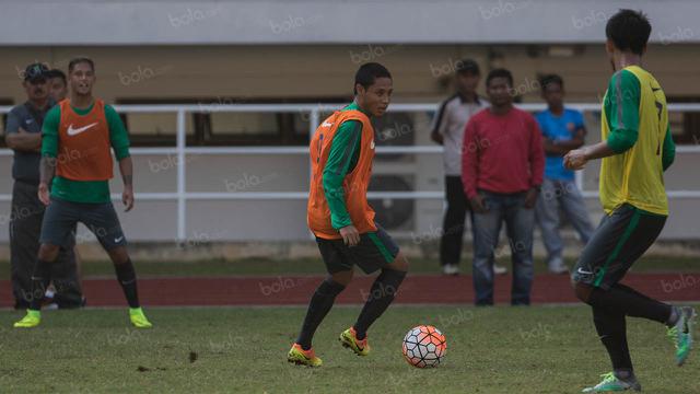 Evan Dimas