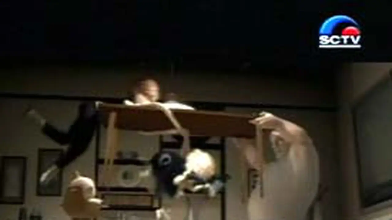081104aLnFilm.jpg