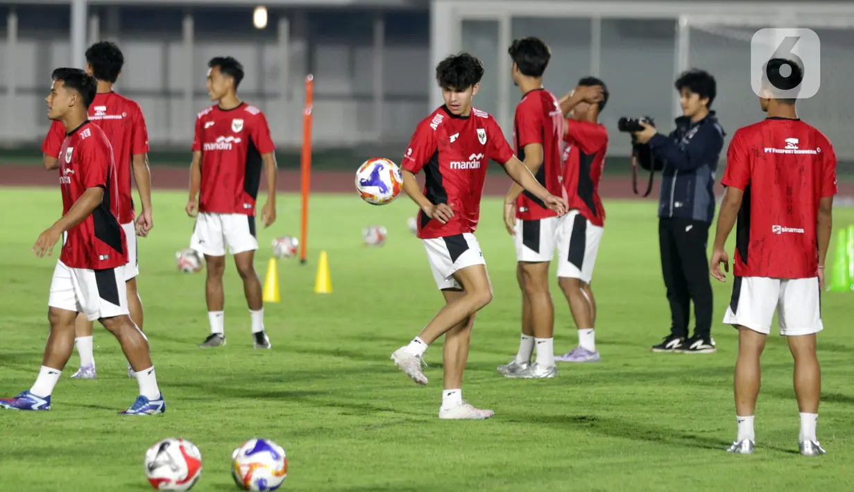 Laga perdana Timnas Indonesia U-23 dibuka dengan menghadapi Brunei Darussalam pada Selasa (15/7), lalu Filipina pada Jumat (18/7), dan terakhir Malaysia pada Senin (21/7/2025). (Liputan6.com/Helmi Fithriansyah)