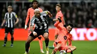 Barcelona Temukan Duet Bek Tangguh Setelah Imbang Lawan Newcastle