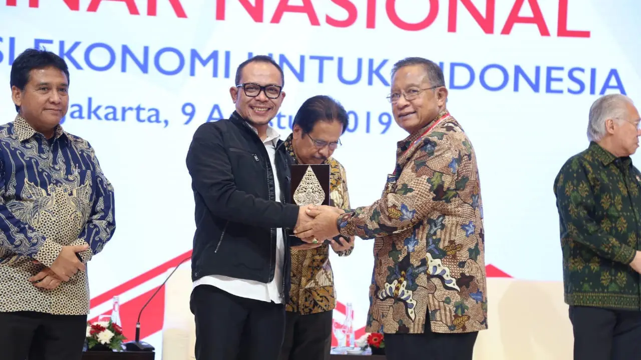 Menaker Hanif Wacanakan Dua Program Jaminan Sosial Baru Bagi Pekerja
