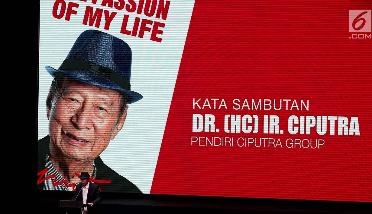 Founder Ciputra Group, Ir. Ciputra memberi sambutan saat peluncuran buku sekaligus merayakan Ulang Tahun berdirinya Ciputra Grup yang ke 36 Tahun, di Jakarta, Rabu (29/11). Buku tersebut berjudul "The Passion of My Life Story" (Liputan6.com/JohanTallo)