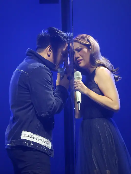 Bunga Citra Lestari dan Ariel Noah (Bambang E Ros/Fimela.com)