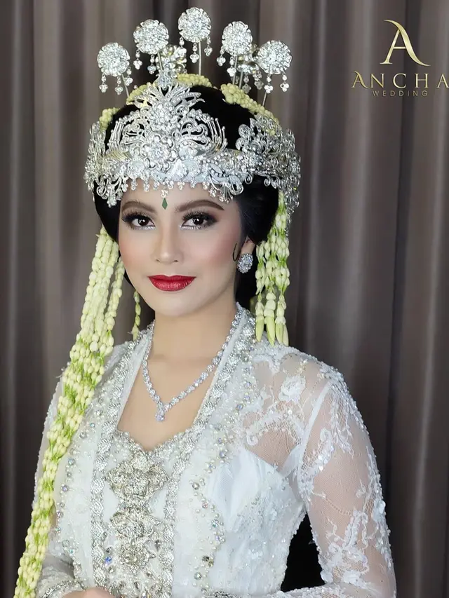 Busana Pengantin Tiwi Eks T2