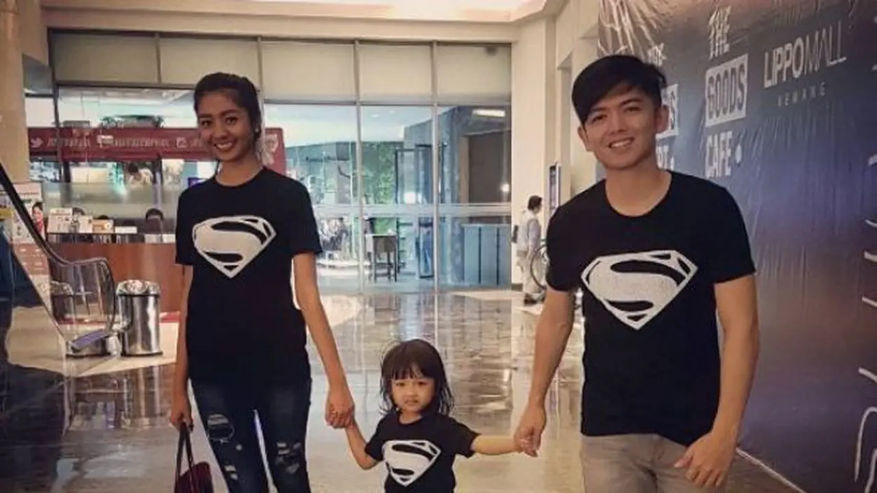 Nicky Tirta dan istri, Liza Elly Purnamasari