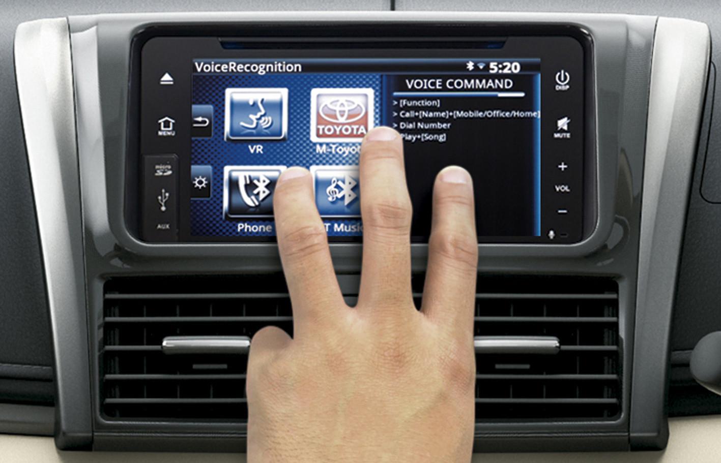 vios-gesture-voice-command