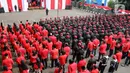 Upacara peringatan Hari Lahir Pancasila ini diikuti pengurus Dewan Pimpinan Cabang (DPC) dan Pengurus Anak Cabang (PAC) serta Satgas PDIP dari wilayah Jakarta dan Kabupaten Bogor. (LIputan6.com/Herman Zakharia)
