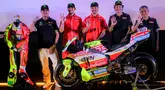Menjelang Moto GP Mandalika 2025, Pertamina Enduro VR46 meluncurkan livery spesial untuk balapan kandang mereka. (Bola.com/Bagaskara Lazuardi)