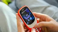 Gim Snake tetap muncul di Nokia 3310 yang baru. (Sumber: The Verge) 