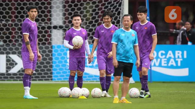 Official Training Timnas Vietnam Jelang Laga Semifinal Piala AFF 2022 Melawan Timnas Indonesia