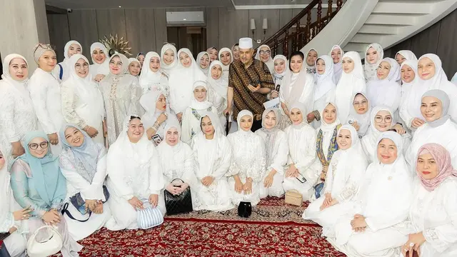 Potret Putri Zulhas gelar pengajian di rumah (credit: instagram/putri_zulhas)
