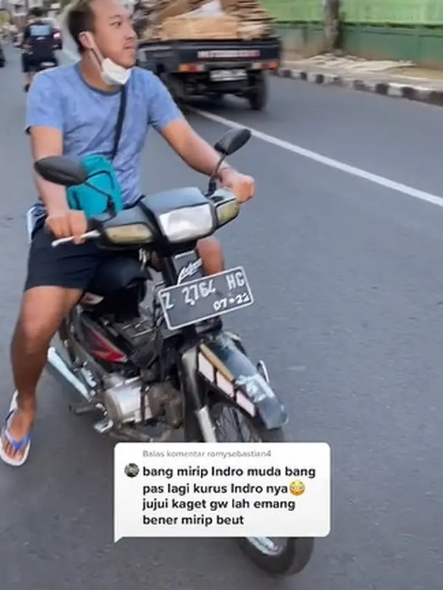 6 Potret Krisnandi Alfin, Pria yang Viral Mirip Indro Warkop saat Muda