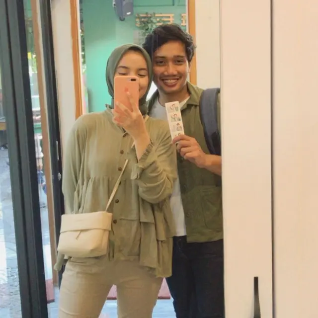 Janji Banyak Senyum, Ini 6 Momen Kenangan Nabila Ishma Tertawa Lepas Bareng Eril