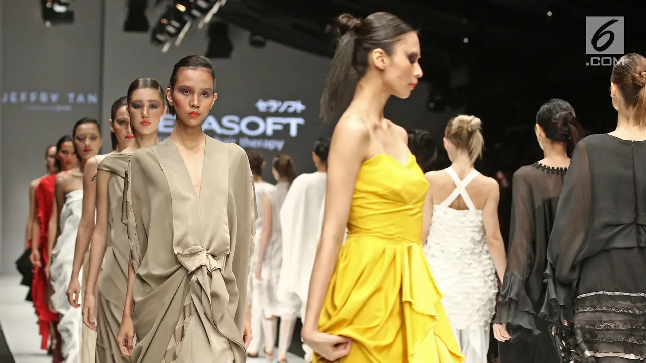 Rancangan Teranyar Jeffry Tan di Jakarta Fashion Week 2017