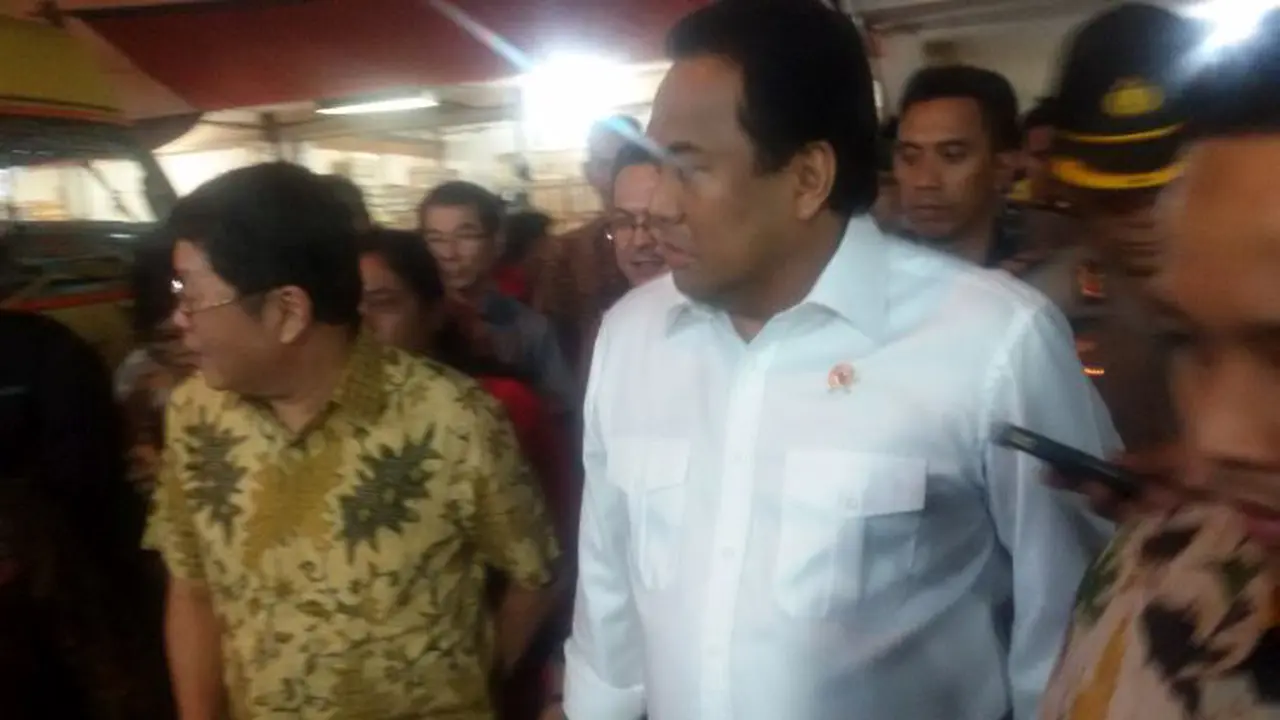 Menteri Perdagangan rachmat Gobel Sidak ke Pasar induk Tebing Tinggi Tangerang