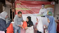 Sambut Tahun Baru, Sandiaga Uno Gelar Bazar Murah di Kramatjati Jaktim
