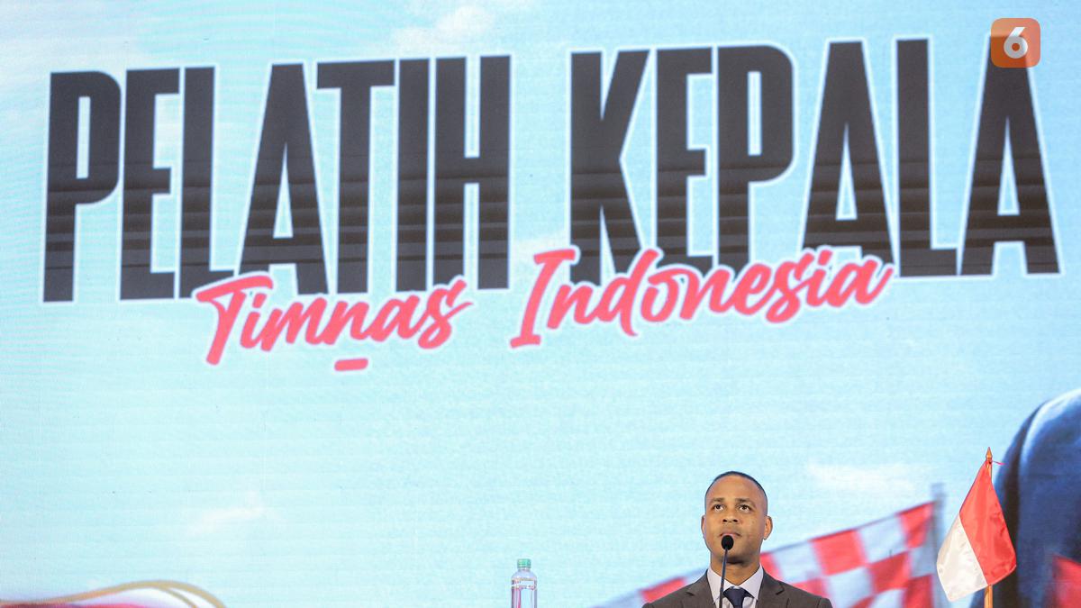 Patrick Kluivert Tanggapi Isu Timnas Indonesia Pernah Dicurangi Wasit Saat Melawan Bahrain