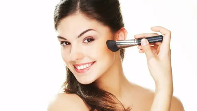 (C) beautythroughstrength.com