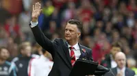 Satu Bek MU Masuk Daftar Jual Van Gaal