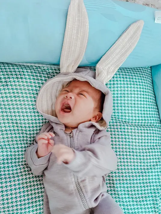 (Instagram/keeneatharrazka)