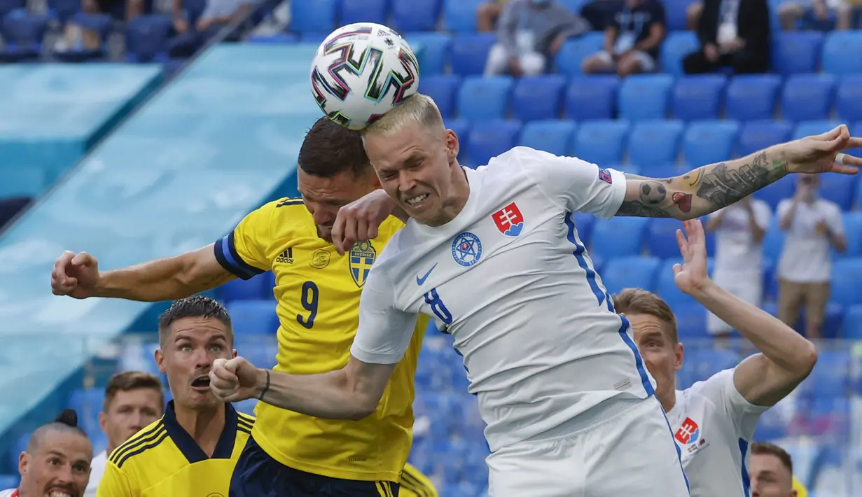 Ondrej Duda. Duda memiliki arti yang unik jika diterjemahkan dalam bahasa Indonesia. Itu berarti laki-laki yang sudah bercerai dengan istri. Ondrej Duda merupakan gelandang andalan Timnas Slovakia yang sudah tampil dua kali di ajang Euro 2020 sampai berita ini tayang. (Foto: AP/Pool/Anatoly Maltsev)