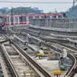 Stasiun LRT dilengkapi sejumlah fasilitas, seperti musala, lift, passenger information display system (PIDS), passenger announcement, hingga CCTV. (Liputan6.com/Angga Yuniar)