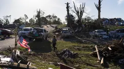 Tornado yang disebabkan badai hebat melanda negara bagian Missouri, Kentucky dan Virginia di Amerika Serikat. (Michael Swensen/Getty Images North America/Getty Images via AFP)