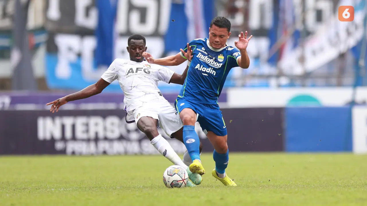 BRI Liga 1 2022/2023: Persib Bandung vs Persik Kediri