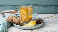 ilustrasi teh lemon jahe menurunkan kolesterol/copyright shutterstock.com/Pixel-Shot