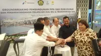 Pertagasdan PGN resmi memulai pembangunan ruas pipa gas Duri-Dumai sepnjang 64 Kilo meter (km). (Wicak/Liputan6.com)