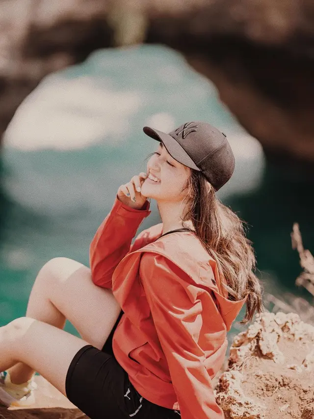 Gaya Santai Ranty Maria, Cantik Memesona