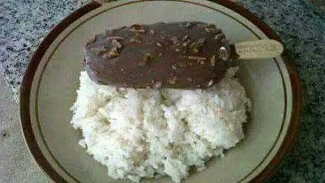 6 Potret Makan Es Krim Ini Kelewat Nyeleneh, Orang Indonesia Banget