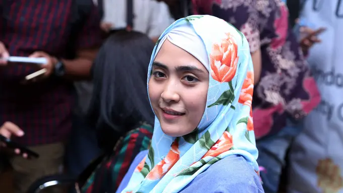 [Bintang] April Jasmine