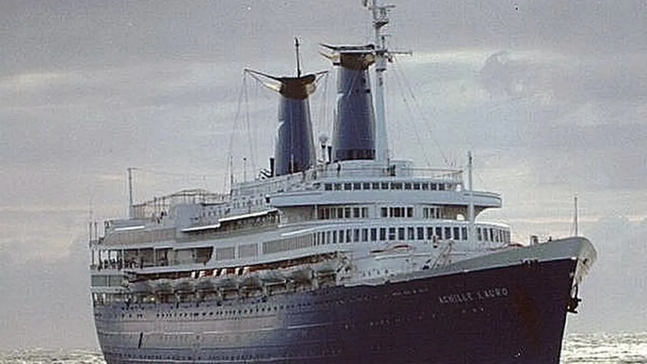 Achille Lauro (Sumber: Wikimedia Commons)
