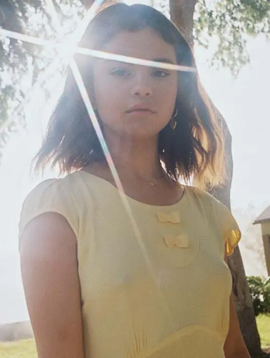 Kini akun Instagram Selena sudah bebas dari foto-foto Justin akibat dari keisengan seorang hacker, dan hanya foto-foto cantik dirinya saja saat ini. (Instagram/Selenagomez)