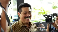 Wakil Ketua PPATK, Agus Santoso mendatangi kantor KPK, Jakarta, Selasa (9/9/2014) (Liputan6.com/Panji Diksana)