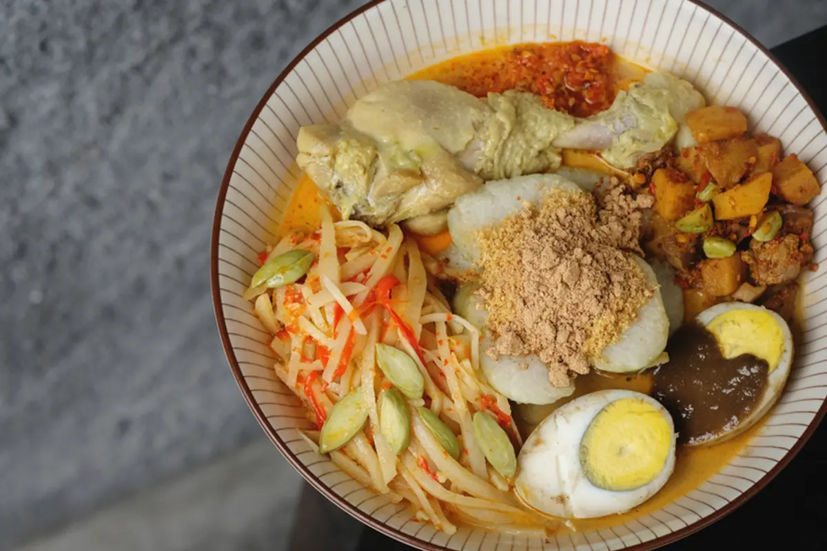 resep lontong cap gomeh