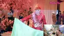 Ayu Dewi dan Regi Datau (Youtube/ MrsAyuDewi)