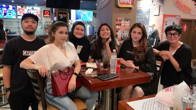 6 Potret Kedekatan Celine Evangelista dan Marissa Brigitta, Adik Kakak