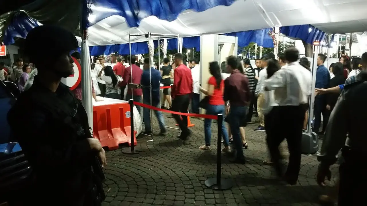 Misa Natal di Gereja Katedral