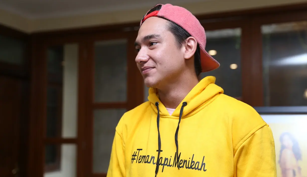 Terkait soal lawan main, Adipati sangat bersyukur lantaran Vanesha Prescilla yang menjadi Ayudia di film tersebut. Pasalnya, Ditto mengaku sudah cukup lama mengenal sosok wanita tersebut. (Nurwahyunan/Bintang.com)